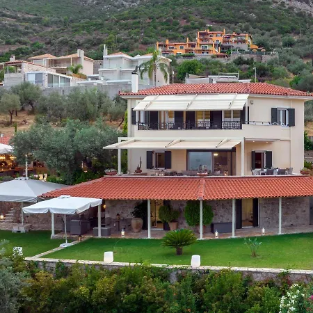 Haven United Вилла