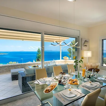 Haven United Villa *