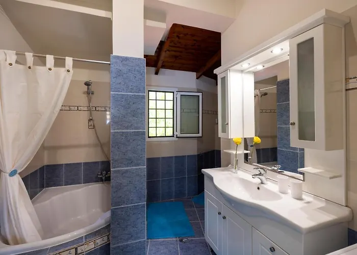 Haven United Villa *