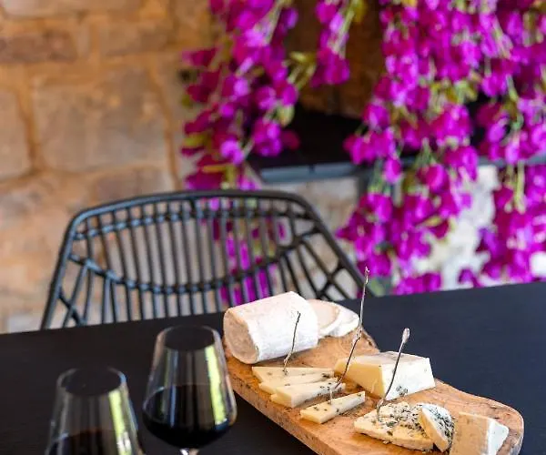 Villa Haven United *