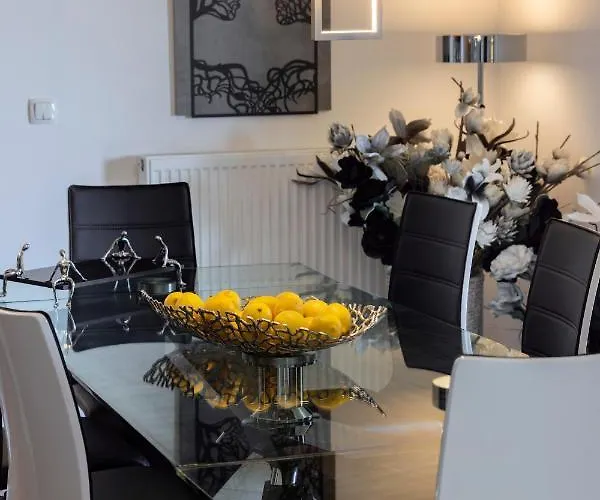 Haven United Villa *