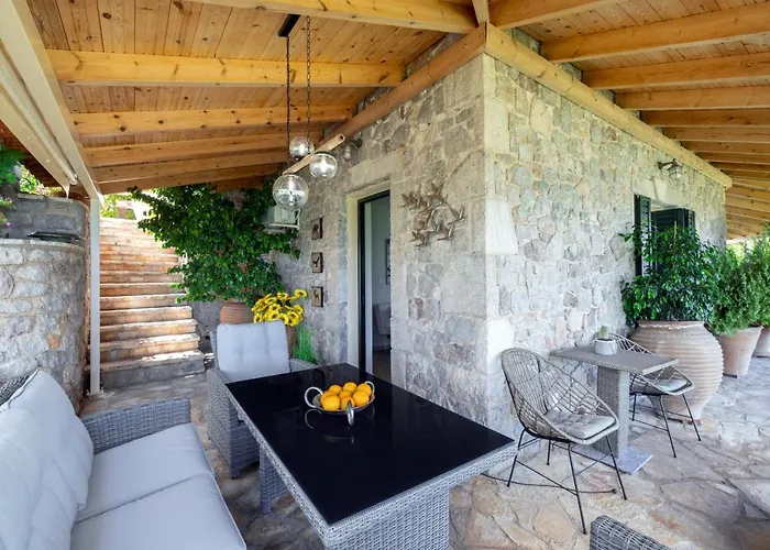 Haven United Villa *